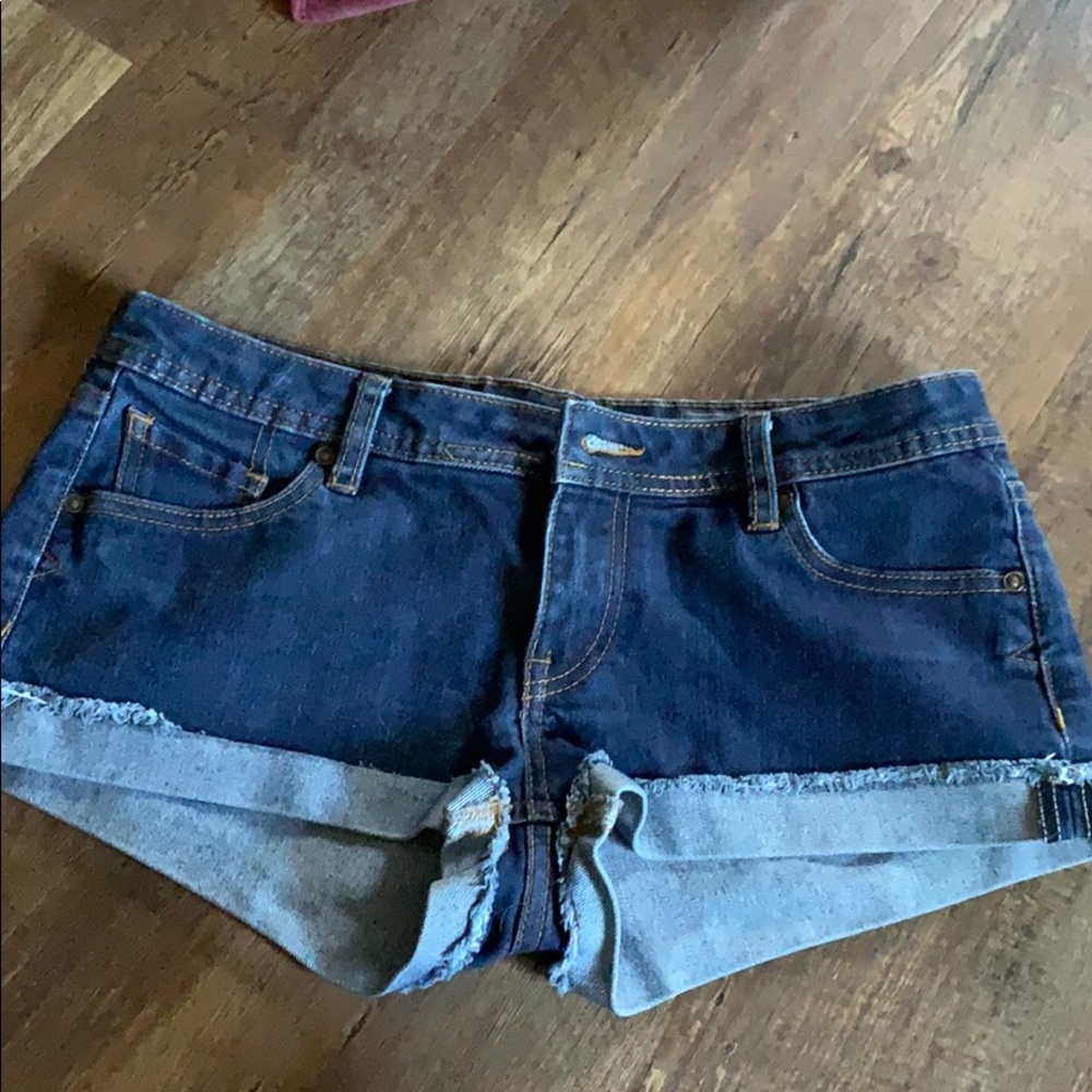 Volcom shorts